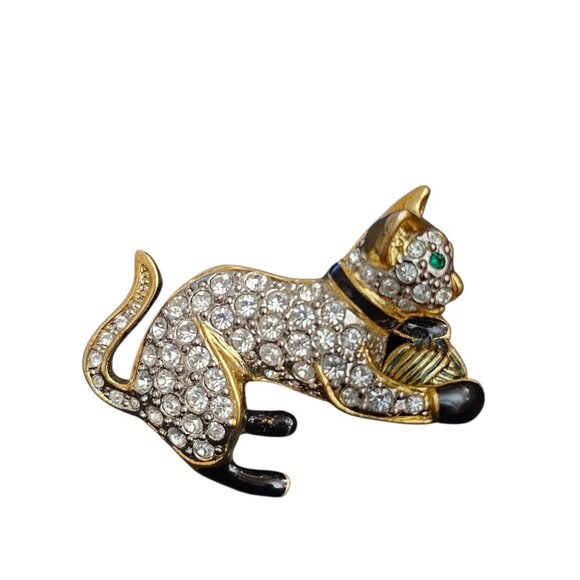 Unbranded Jewelry - Vintage Rhinestone Cat Brooch Black Enamel Green Eye Kitty Pin Yarn Ball Gold